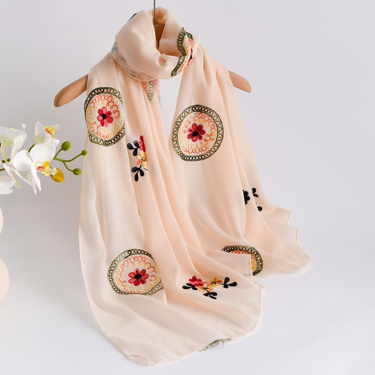 夏の新軽量通気性コットンとリネン刺繍スカーフエスニックスタイ - New Ethnic Fashion のレビューと価格